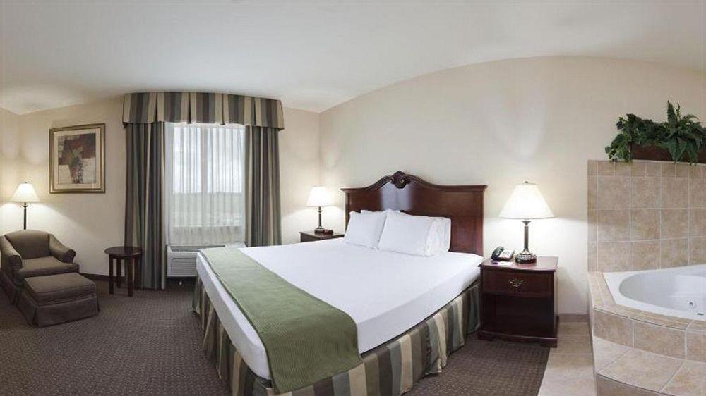 Holiday Inn Express Hotel & Suites Woodward Hwy 270 By Ihg Exterior foto