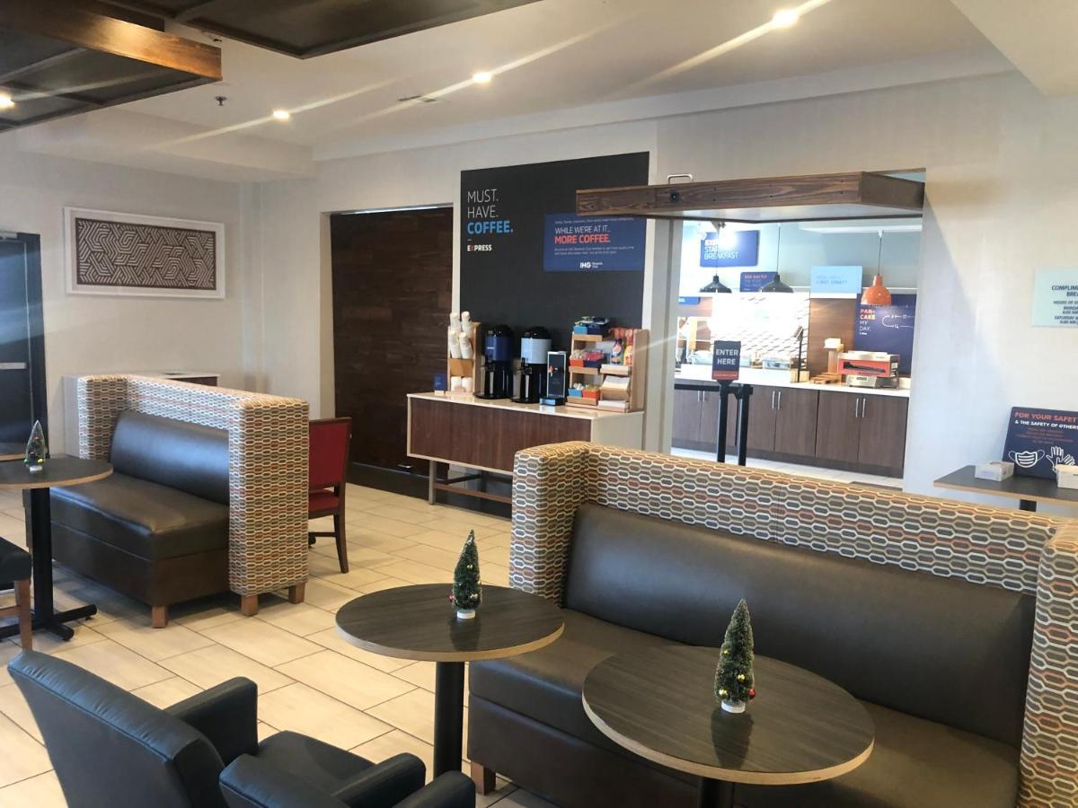 Holiday Inn Express Hotel & Suites Woodward Hwy 270 By Ihg Exterior foto