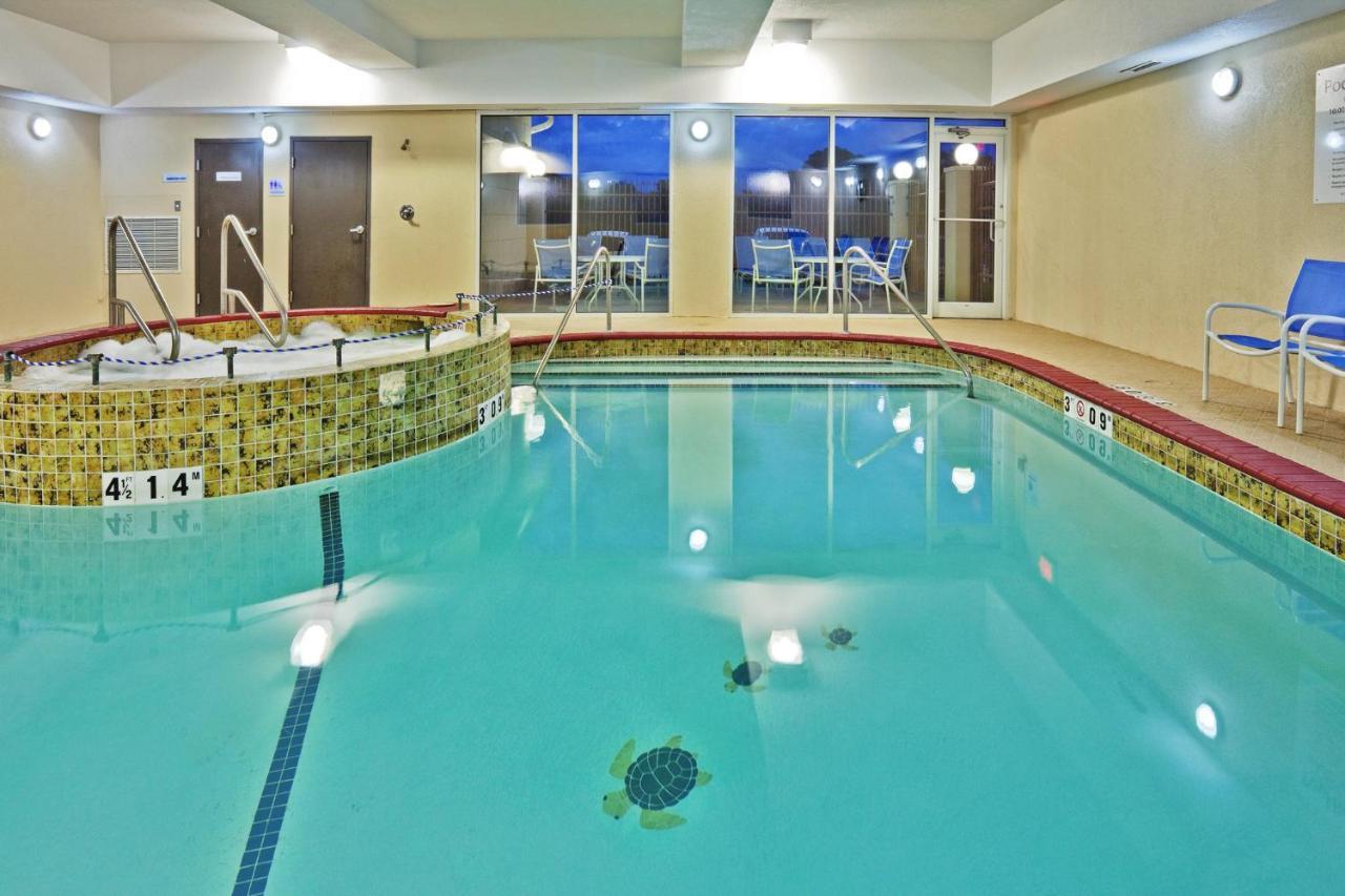 Holiday Inn Express Hotel & Suites Woodward Hwy 270 By Ihg Exterior foto
