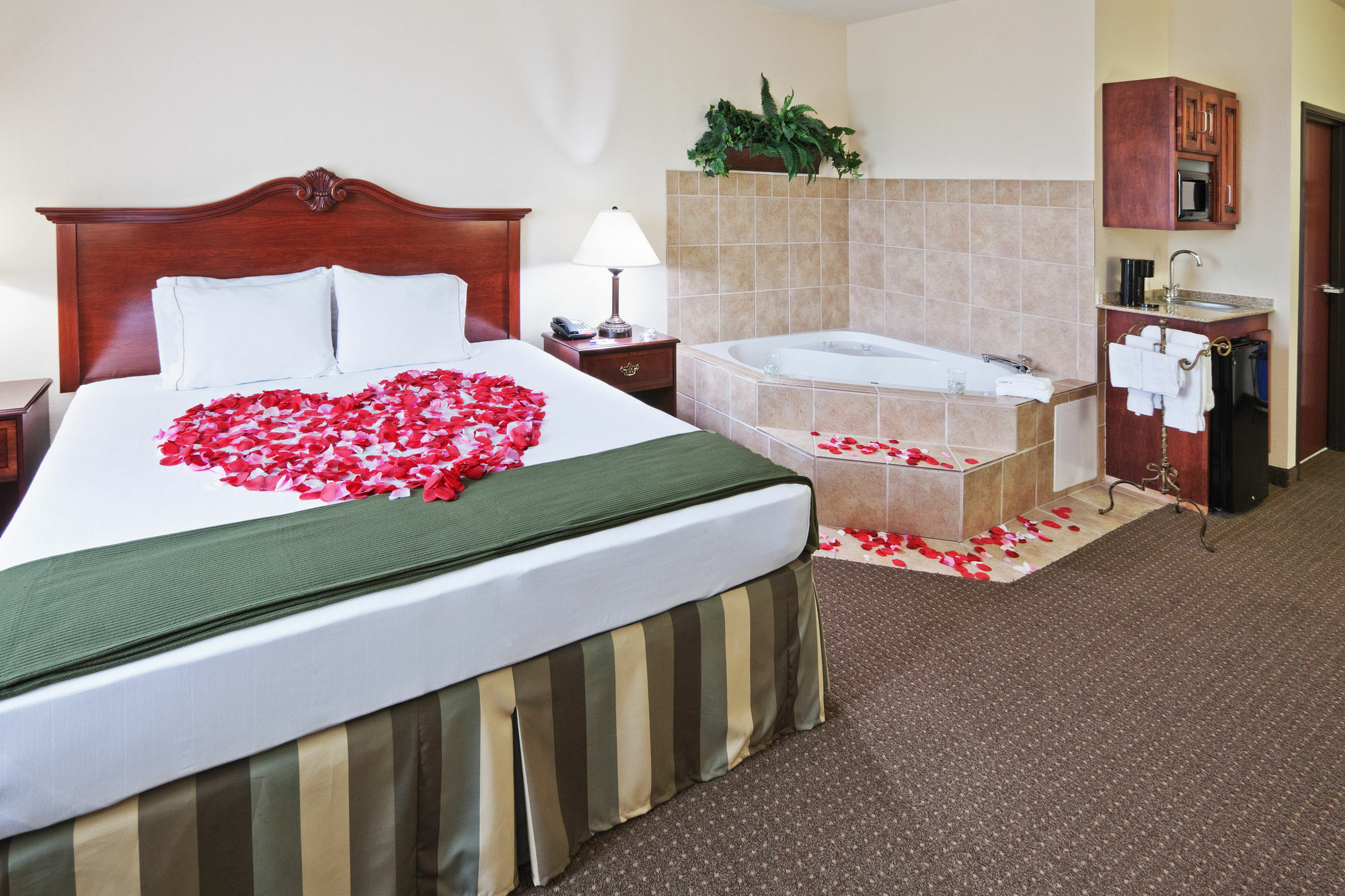 Holiday Inn Express Hotel & Suites Woodward Hwy 270 By Ihg Exterior foto